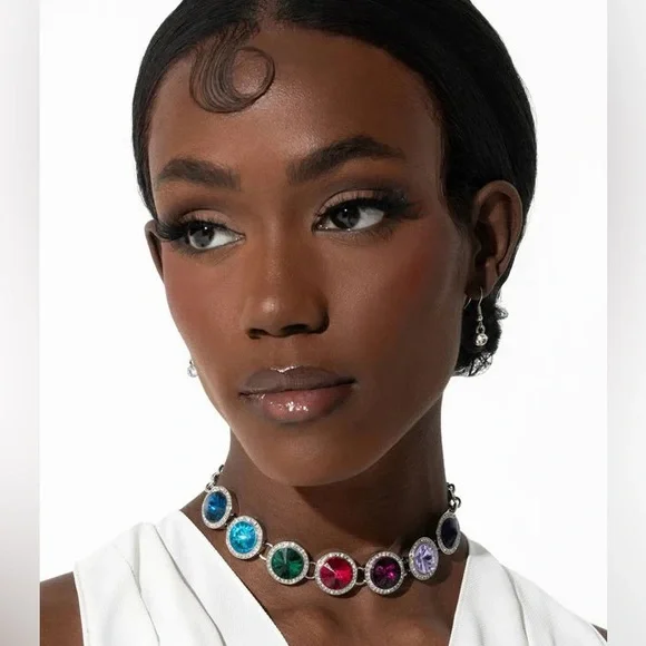 Elegant Multicolor Necklace - Picture 3 of 4